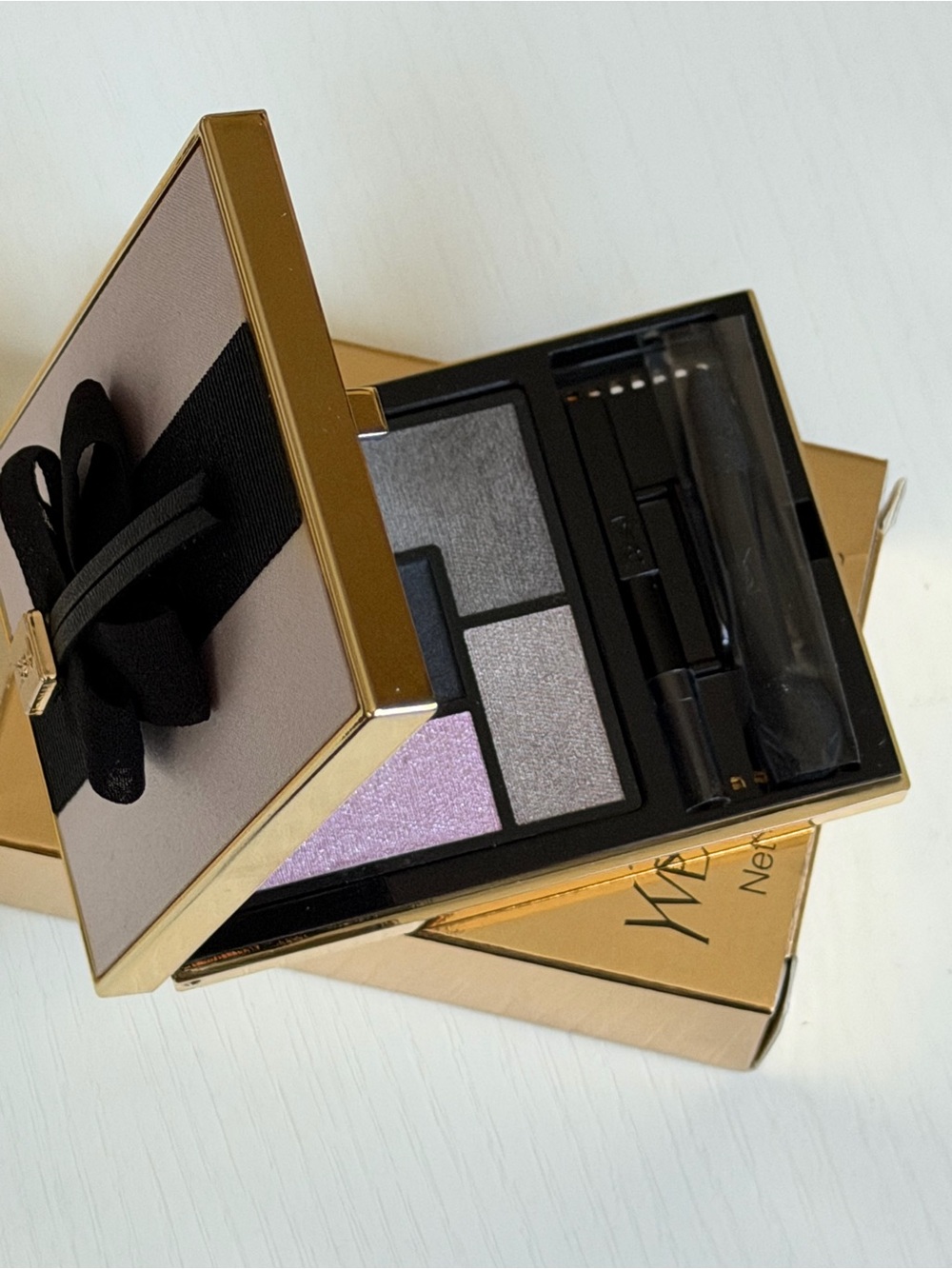 Yves Saint Laurent Couture Palette - Picture 2 of 10